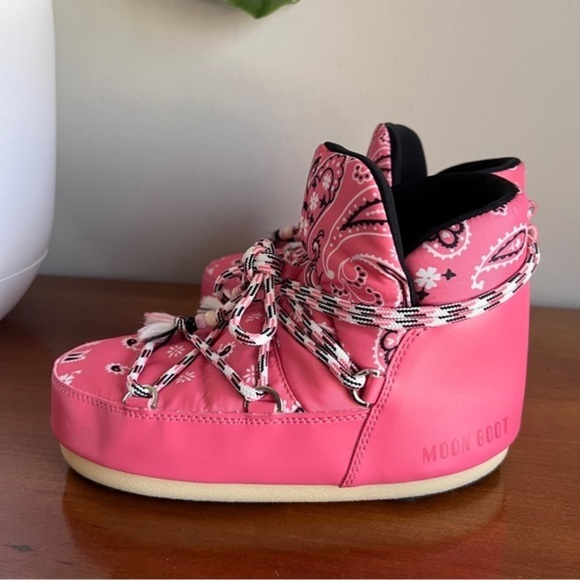 Alanui x Moon Boot Bandana Print Low Boots - Picture 4 of 11